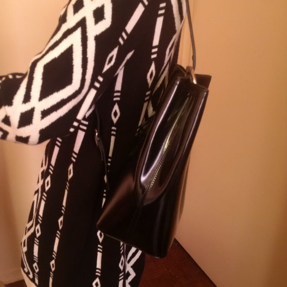 Black Purse/Backpack - Picture 2 of 5